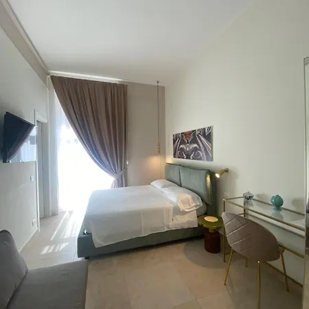 Dimora Don Pasquale 4* نابولي