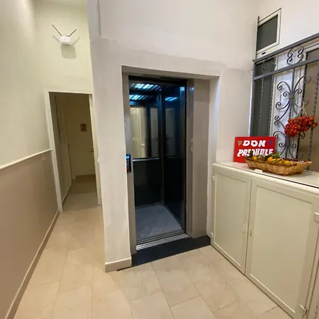 Dimora Don Pasquale Couette-café Naples